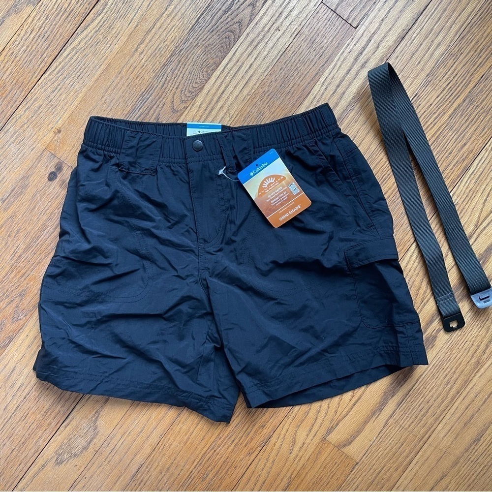 NEW Columbia Womens Sandy River Cargo Short Black Size XS NWT - Picture 2 of 7